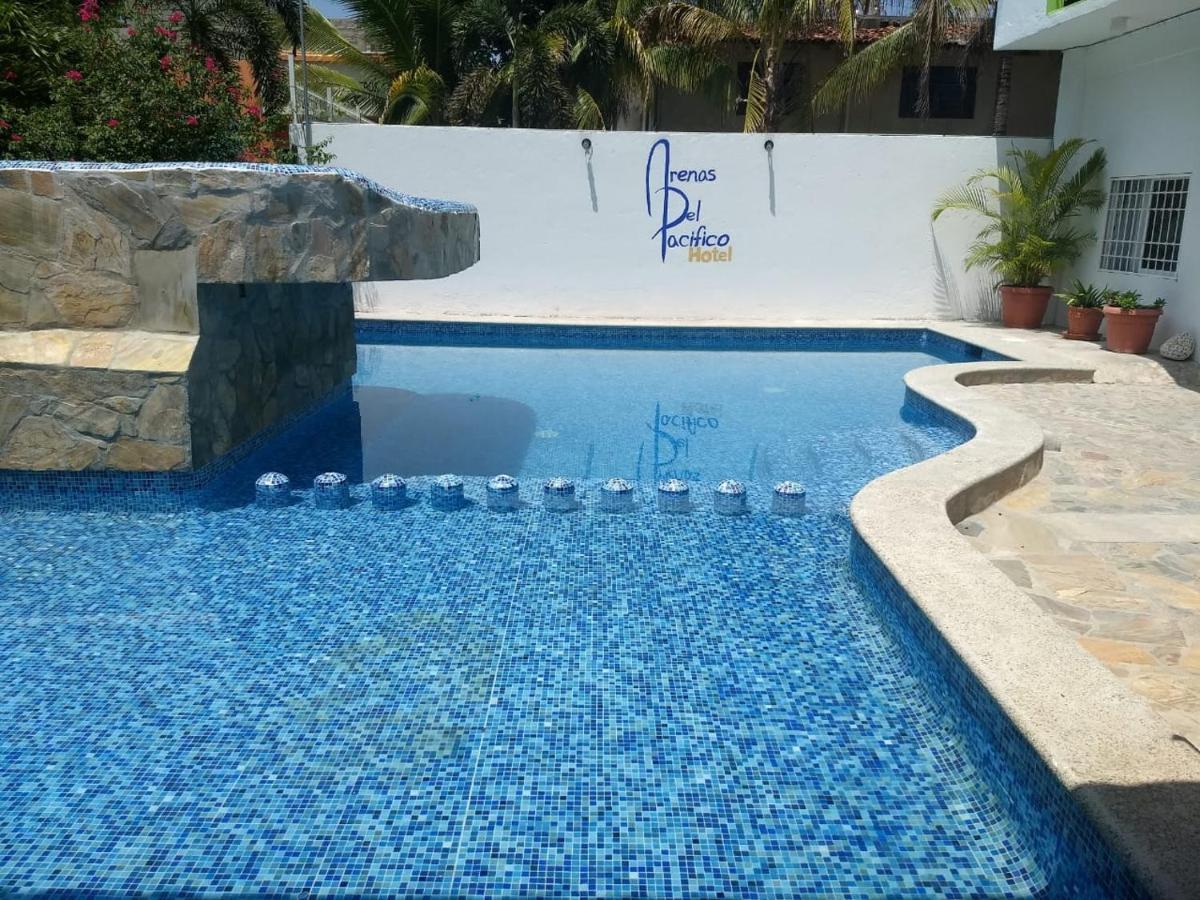 Hotel Arenas Del Pacifico 산타크루즈휴에튤코 외부 사진